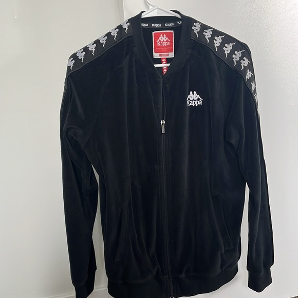 Size M Kappa zip up - Picture 2 of 3
